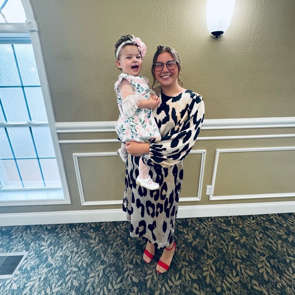 Meet your Posher, Annakate - Picture 2 of 6